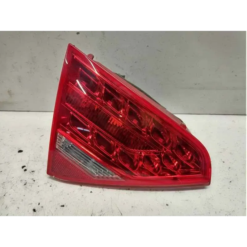 Feu arriere interieur gauche audi a5 8t/8f