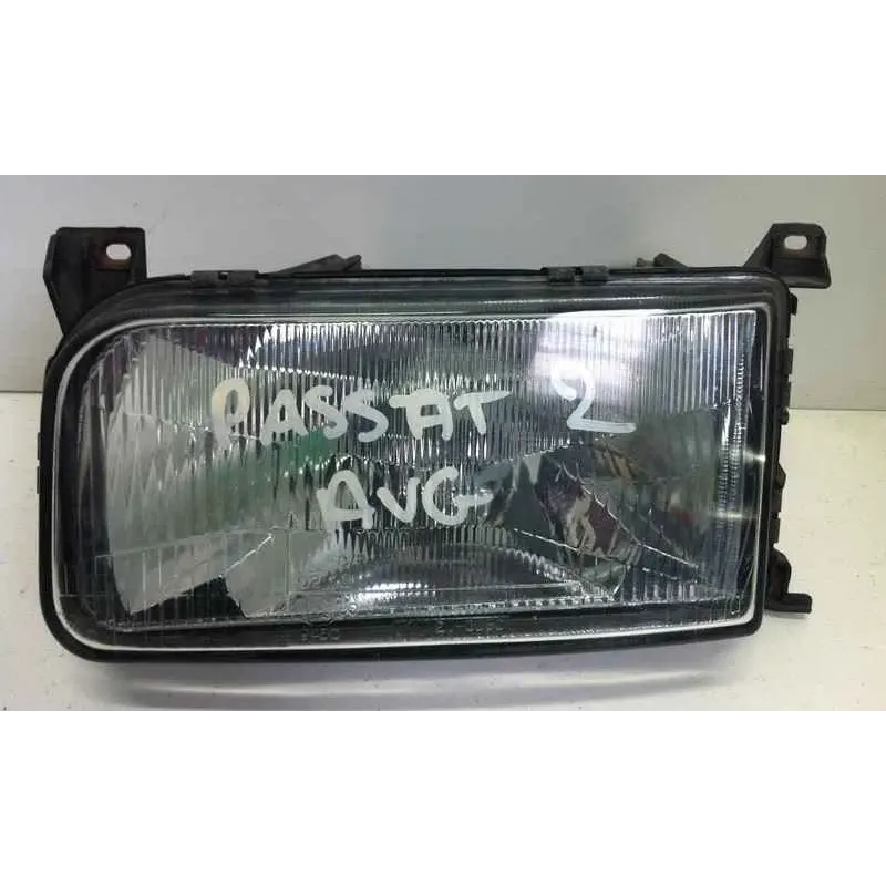 Phare gauche volkswagen passat 31 b3