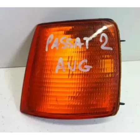 Clignotant avant gauche volkswagen passat 31 b3