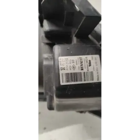 Phare gauche renault clio 3