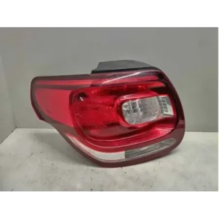 Feu arriere gauche citroen ds3