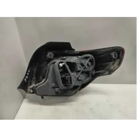 Feu arriere gauche citroen ds3