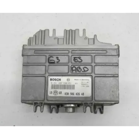 Calculateur moteur volkswagen golf 2 ii