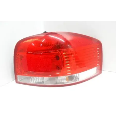 Feu arriere droit audi a3 8p