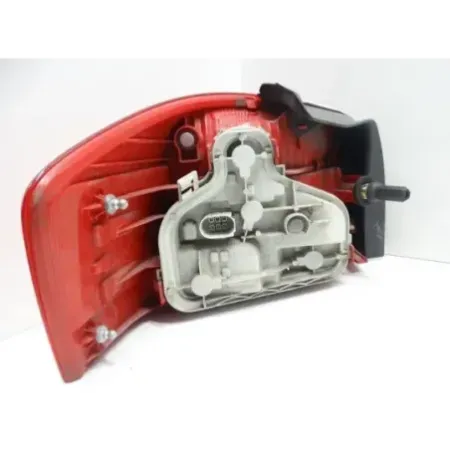 Feu arriere droit audi a3 8p