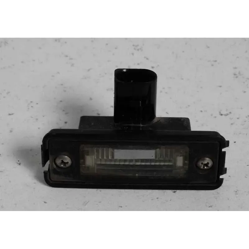 Eclaireur de plaque volkswagen golf 4 iv