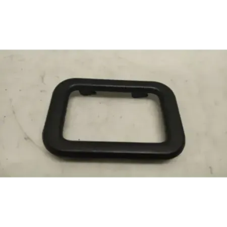 Poignee interieur porte arriere gauche bmw serie 3 e30