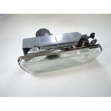 Phare anti-brouillard droit